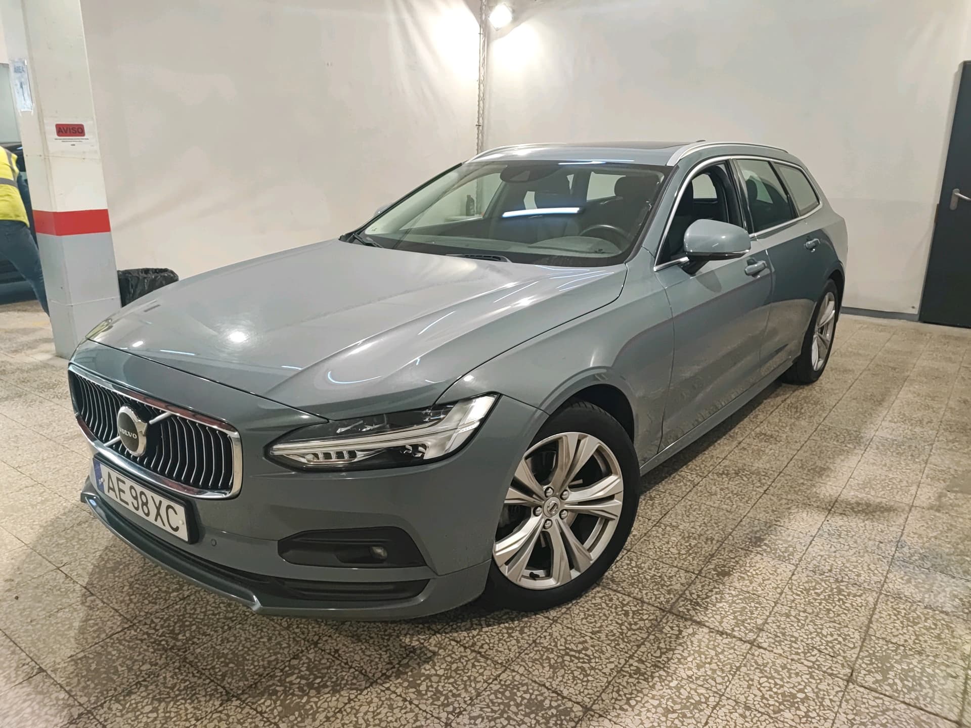 Volvo V90 2.0 D4 Momentum Plus Geartronic